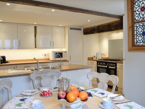 Dishwasher, highchair, cookware/dishes/utensils - 3 bedroom accommodation in Chulmleigh, near South Molton (Chulmleigh, near South Molton)