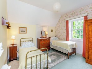 3 chambres, accès au Wi-Fi (inclus), literie fournie