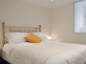 2 bedrooms, free WiFi, bed sheets, wheelchair access
