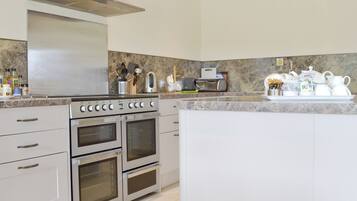 Geschirrspüler, Hochstuhl