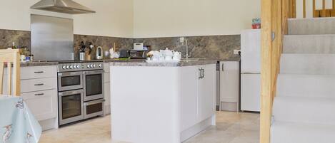 Dishwasher, high chair