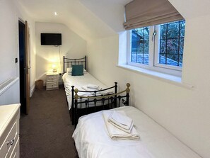 6 chambres, Wi-Fi gratuit, draps fournis