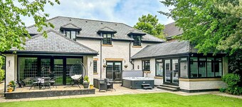6 bedroom accommodation in Singleton, near Poulton-le-Fylde