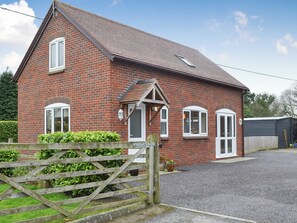Exterior - 2 bedroom accommodation in Kingsland, near Leominster (Kingsland, near Leominster)