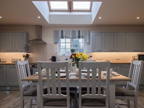 Dining - Field View - UKC2304 (Wainfleet St. Mary, near Skegness)