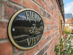 Exterior detail - Field View - UKC2304 (Wainfleet St. Mary, near Skegness)