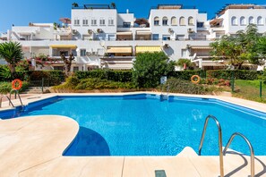 Pool - Silvia - Rooftop terrace, sea view, beach apartment, perfect location (Torremolinos)