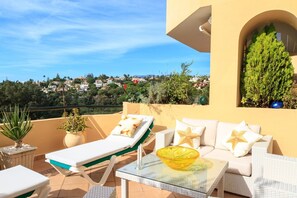 Property grounds - Hacienda Elviria Marbella - Exclusive Apartment (Marbella)