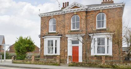 2 bedroom accommodation in Hornsea