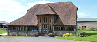 3 bedroom accommodation in Smarden, near Ashford