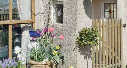 2 bedroom accommodation in Askam-in-Furness, near Ulverston