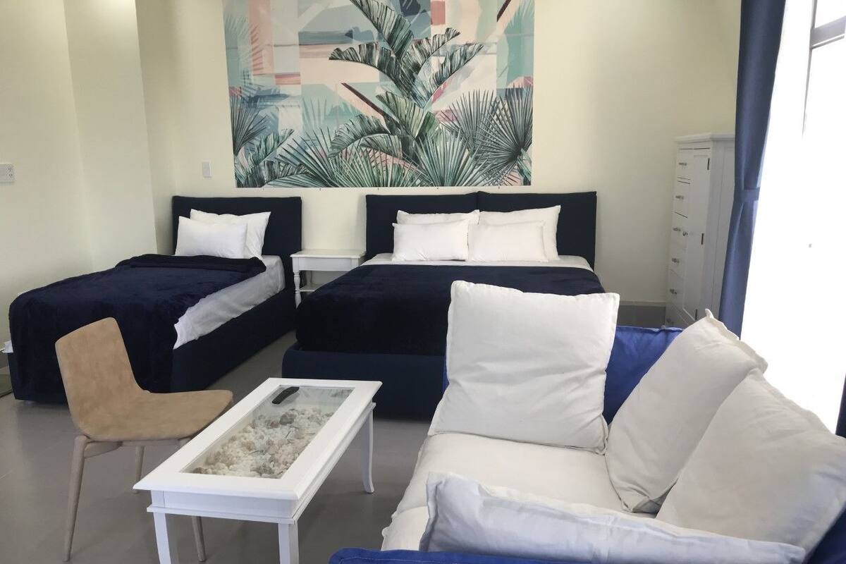 Mini - Penthouse (Ocean Harbor View & Riverfront) | Desk, soundproofing, iron/ironing board, WiFi (free)