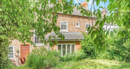 3 bedroom accommodation in Appleton Wiske