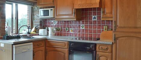 食器洗い機、ハイチェア