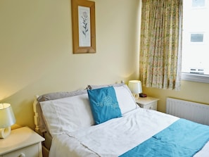4 bedrooms, free WiFi, bed sheets