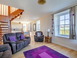 Fireplace - Meadowgreen Farmhouse (Lour, near Forfar)