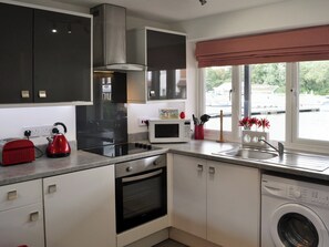 Private kitchen - 1 bedroom accommodation in Wroxham (Wroxham)