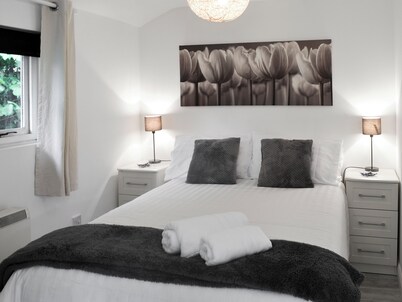 3 bedroom accommodation in Bilsington, near Ashford