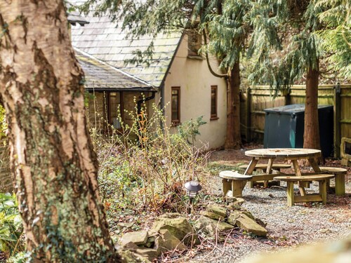 1 bedroom accommodation in Whitecroft, Forest of Dean