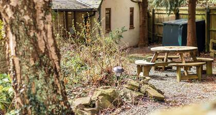1 bedroom accommodation in Whitecroft, Forest of Dean
