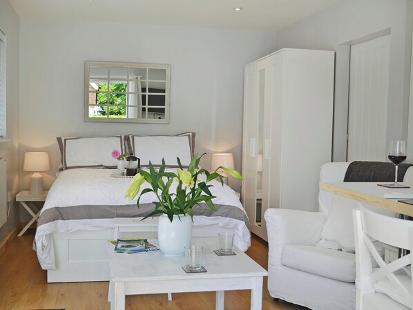 1 bedroom, free WiFi, bed sheets, wheelchair access