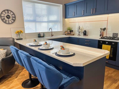 2 bedroom accommodation in Edwinstowe, near Mansfield
