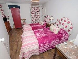 3 bedrooms, free WiFi, bed sheets - The Bittern 30a - UKC2844 (Blakeney, near Holt)