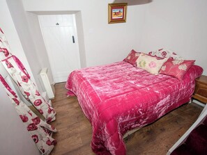 3 Schlafzimmer, kostenloses WLAN, Bettwäsche