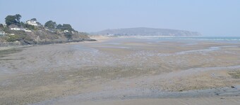 2 bedroom accommodation in Rhiw, near Aberdaron