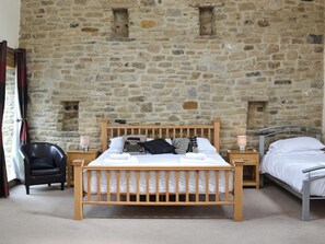 6 chambres, Wi-Fi gratuit, draps fournis
