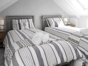 3 bedrooms, free WiFi, bed sheets