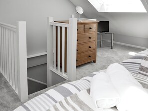 3 dormitorios, wifi gratis, ropa de cama