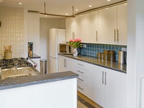 Dishwasher, high chair, cookware/dishes/utensils - 3 bedroom accommodation in Halwell, near Totnes (Halwell, near Totnes)