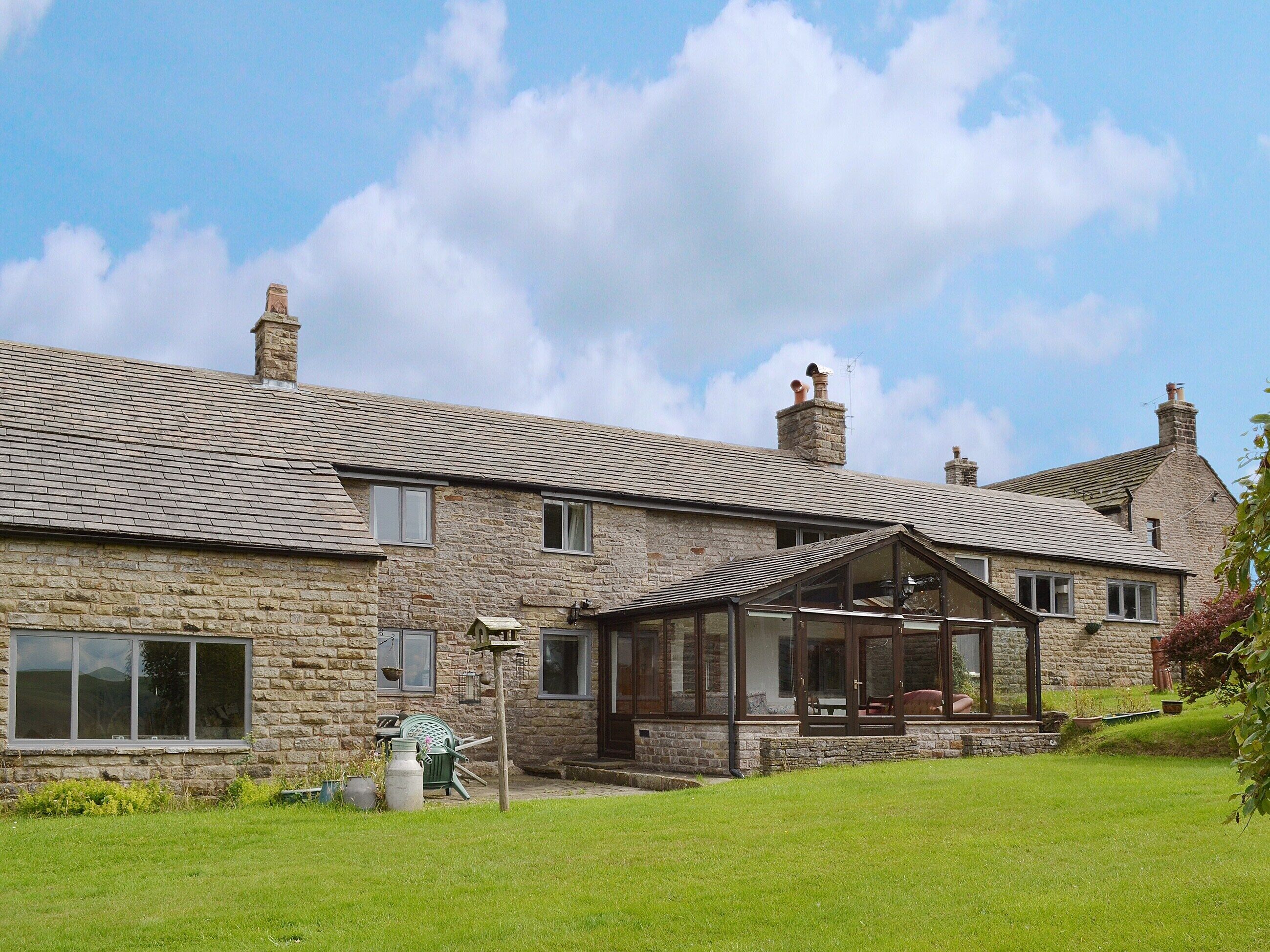 3 bedroom accommodation in Kettleshulme, near Whaley Bridge