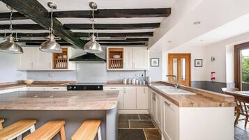 Dishwasher, highchair