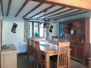 Dining - 4 bedroom accommodation in Chipping Campden (Chipping Campden)