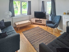 Living area - 4 bedroom accommodation in East Runton, near Cromer (East Runton, near Cromer)