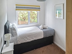 4 bedrooms, free WiFi, bed sheets