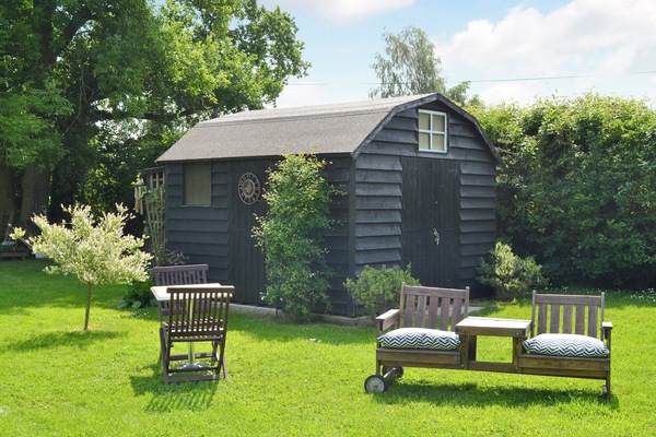 Relaxing grounds | Hillcroft, Purleigh, near Maldon
