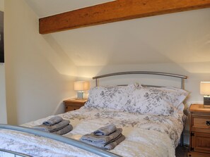 2 bedrooms, free WiFi, bed sheets - 2 bedroom accommodation in Bigrigg, near Egremont (Bigrigg, near Egremont)