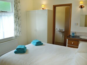 1 chambre, Wi-Fi gratuit, draps fournis