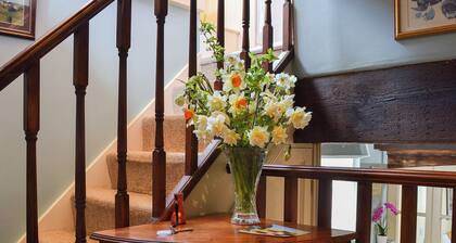 2 bedroom accommodation in Bosbury, near Ledbury