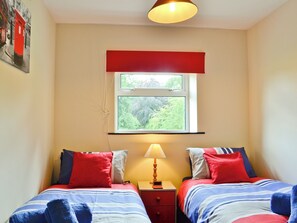 3 bedrooms, free WiFi, bed sheets