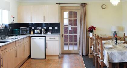 2 bedroom accommodation in Ledbury