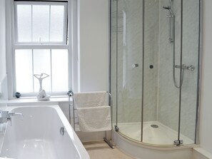 Towels - 3 bedroom accommodation in Marazion (Marazion)