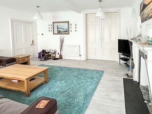 Living area - 3 bedroom accommodation in Marazion (Marazion)
