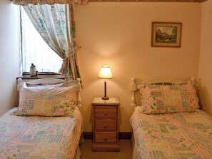 3 quartos, Wi-Fi de cortesia, roupa de cama