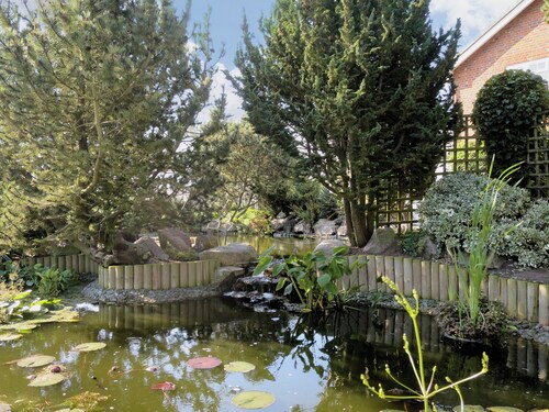 3 bedroom accommodation in Swanton Morley