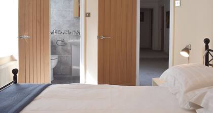 Sandfield The Promenade