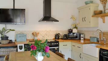 Dishwasher, high chair